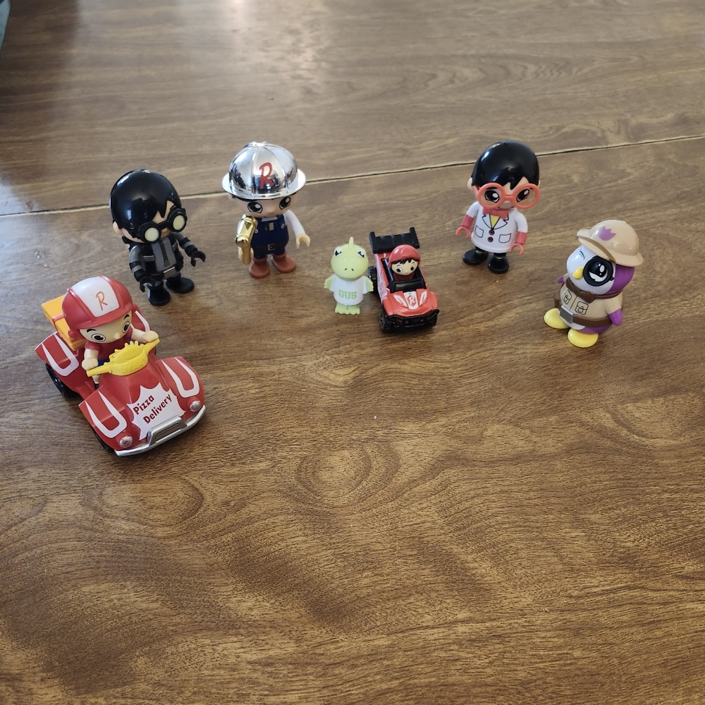 Ryan's World Figures and Cars